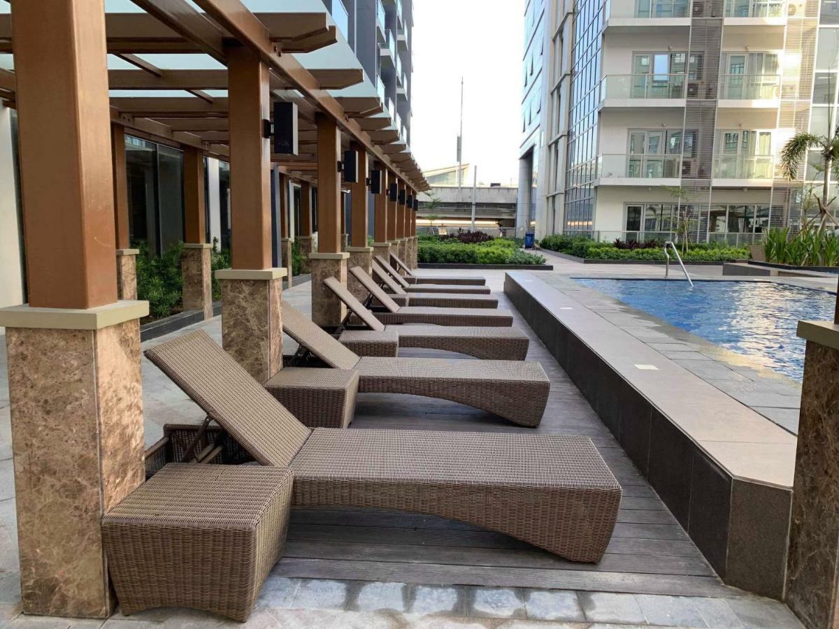 Modern And Cozy Studio Near Airport Terminal 3 Pasay Exterior photo